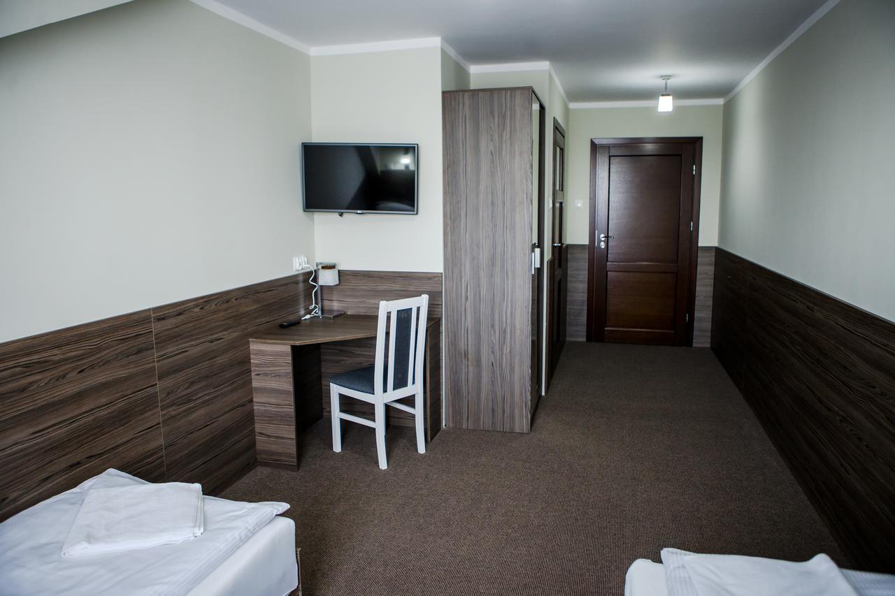 Motel Domowy Gosciniec Łomża Exteriör bild